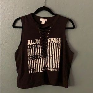 Muscle tee
